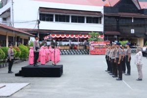 Upacara Kenaikan Pangkat 794 Personel dan PNS Polri Polda Papua, Kapolda Tekankan Tanggung Jawab dan Profesionalisme