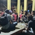 Polres Sarmi Gelar Patroli Dialogis Jelang Hari Bhayangkara ke-79, Wujudkan Kamtibmas yang Kondusif