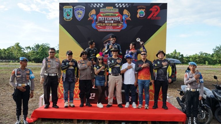 Ajang balap motor Kejurnas Motoprix Kapolda Cup 2025 resmi ditutup