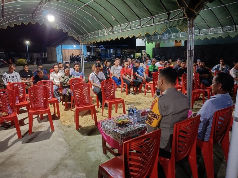 Bhabinkamtibmas Polresta Jayapura Kota Kunjungi Warga Eratkan Silaturahmi Hadirkan Kamtibmas Lebih Dekat Dengan Masyarakat