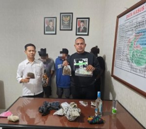 Polres Merauke Serahkan Tiga Tersangka dan Barang Bukti Ganja ke Kejaksaan Negeri Merauke
