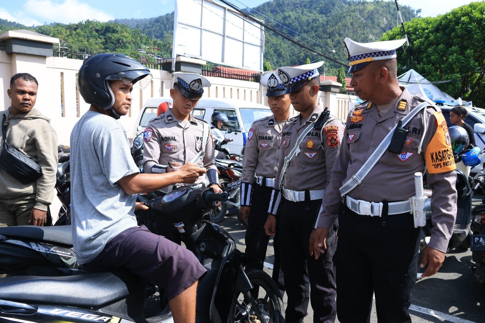 Jumlah Tilang Menurun, Polda Papua Berhasil Edukasi Tertib Berlalu Lintas Kepada Masyarakat