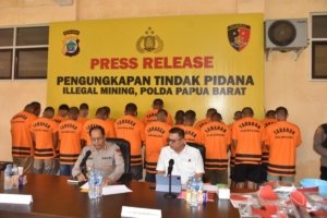 Polda Papua Barat Gelar Konferensi Pers Pengungkapan Tambang Ilegal
