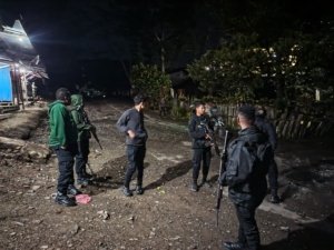 Polres Tolikara Melalui Tim Patroli Regu II Siaga Laksanakan Patroli Malam Hari Di Wilayah Hukum Polres Tolikara