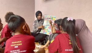 Subsatgas Si Ipar Operasi Rasaka Cartenz 2025 Dampingi Anak Putus Sekolah di Rumah Belajar Graha Youtefa