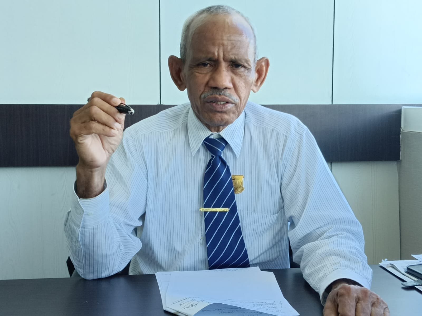 “Pilihan Boleh Beda, Papua Tetap Satu” – Pesan Albert Merauje Pasca PSU