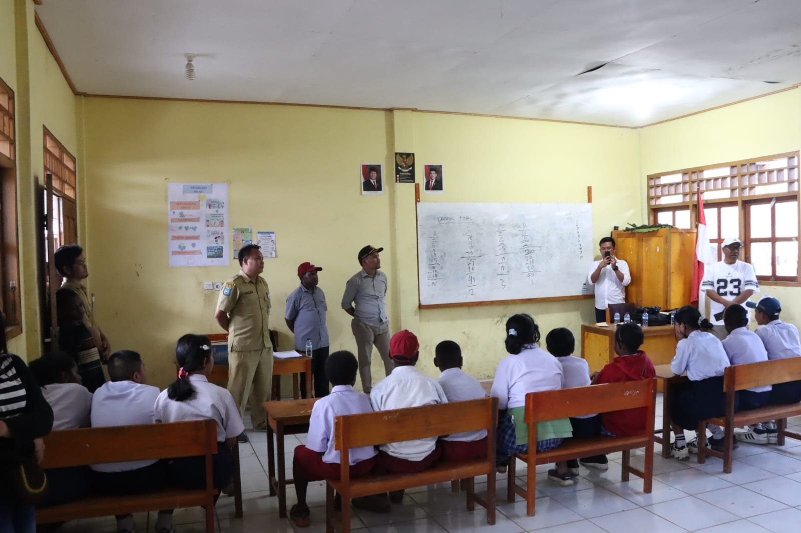 Lomba Cerdas Cermat dan Pidato Antar Pelajar Meriahkan HUT RI ke-80 di Kabupaten Tolikara