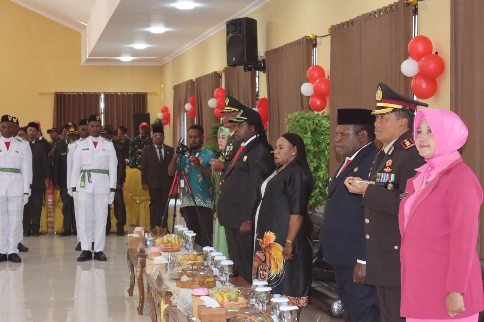 Kapolres Puncak Jaya Hadiri Upacara Pengukuhan Pasukan Pengibar Bendera Merah Putih