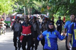 Siswa Diktukba Polri Angkatan 53 SPN Polda Papua Laksanakan Heiking dalam Rangka Pembinaan Fisik dan Mental