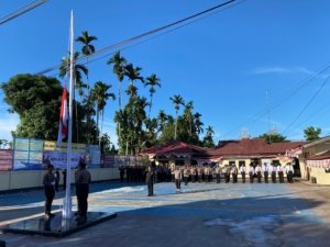 Pimpinan Upacara HUT RI ke-80, Wakapolres Tekankan Teladani Semangat Patriotisme