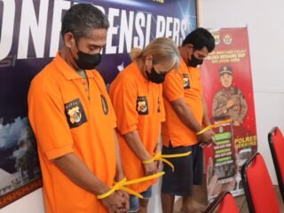 Polres Merauke Ungkap Dua Lokasi Produksi Miras Lokal Jenis Sopi di Jalan Arafura Buti dan Pasar Baru Mopah