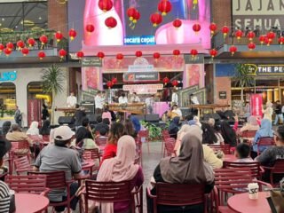 Saung Angklung Udjo Meriahkan Lunar Prosperity Season 2026 di Summarecon Mall Bandung