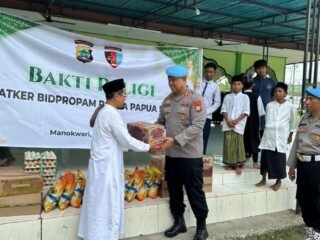 Bidpropam Polda Papua Barat Gelar Bakti Religi Di Pesantren Hidayatullah Manokwari