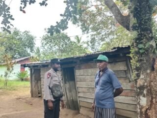 Personel Polsek Sota Sambangi Warga Kampung Erambu, Sampaikan Pesan Kamtibmas