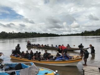 Wujud Kepedulian Polri, Penambang dari Kawe Diberikan Pendampingan dan Pelayanan di Boven Digoel