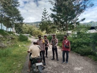 Melalui Patroli Humanis, Polres Tolikara Respon Cepat Laporan Warga dan Amankan Ibadah Minggu