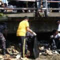Wakapolda Papua Bersama Wamendagri dan Forkopimda Ikuti Kerja Bakti di Sungai Anafre dan Taman Kota Jayapura