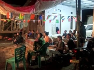 Nonton Bareng Argentina vs Austria, Kebersamaan TNI dan Rakyat Terus Terlihat