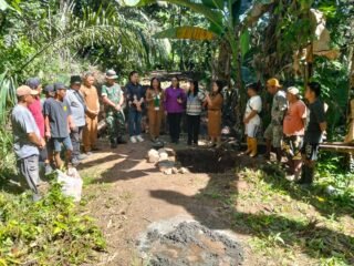 Wujud Nyata Kepedulian TNI-AD Kepada Masyarakat, Dandim 1310/Btg yang diwakili oleh Danramil 1310-05/Kauditan, Melaksanakan Peletakan Batu Pertama Pembangunan Jembatan Garuda di Desa Paslaten Kec. Kauditan Kab. Minahasa Utara