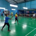 Sportivitas dan Semangat Juang Mewarnai Hari Keenam Turnamen Badminton Piala Kapolda Cup