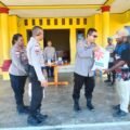 Wakapolres Mamberamo Tengah Salurkan Bantuan Sembako kepada Tokoh Pemuda di Kobakma