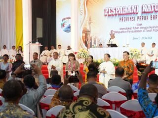 Kapolda Papua Barat Hadiri Pembukaan Pesparani Katolik IV Tingkat Provinsi Papua Barat di Teluk Bintuni