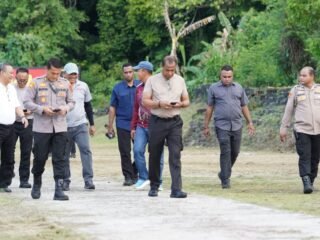 Kapolda Papua Barat Bersama Para PJU Laksanakan Latihan Menembak