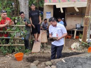 Dorong Terwujudnya Infrastruktur Desa, Danramil 1310-03/Likupang Bersama Forkopimcam Gelar Prosesi Peletakan Batu Pertama Pembangunan Jembatan Perintis Garuda di Desa Kokoleh Satu