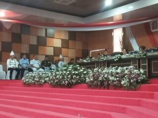 Dukung Kelancaran Pembangunan dan Perkuat Sinergi TNI, Polri, Pemda dan Elemen Masyarakat, Dandim 1310/Bitung Hadiri Rapat Paripurna DPRD Peringati HUT ke-36 Kota Bitung